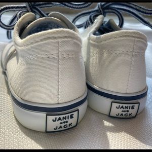 White Janie & Jack lace up sneakers/toddler size 7